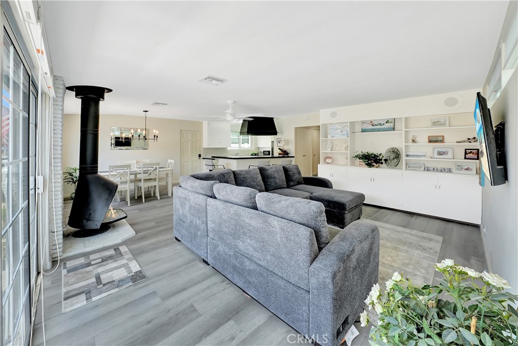 216 Collins, Newport Beach CA 92662 - photo 6
