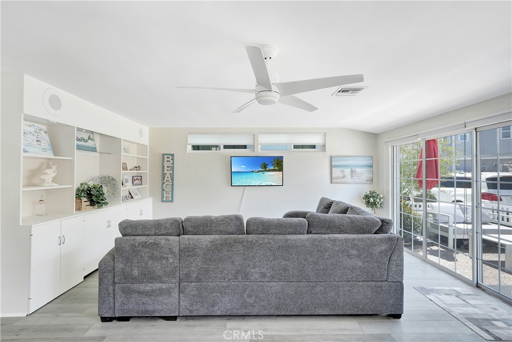 216 Collins, Newport Beach CA 92662 - photo 9