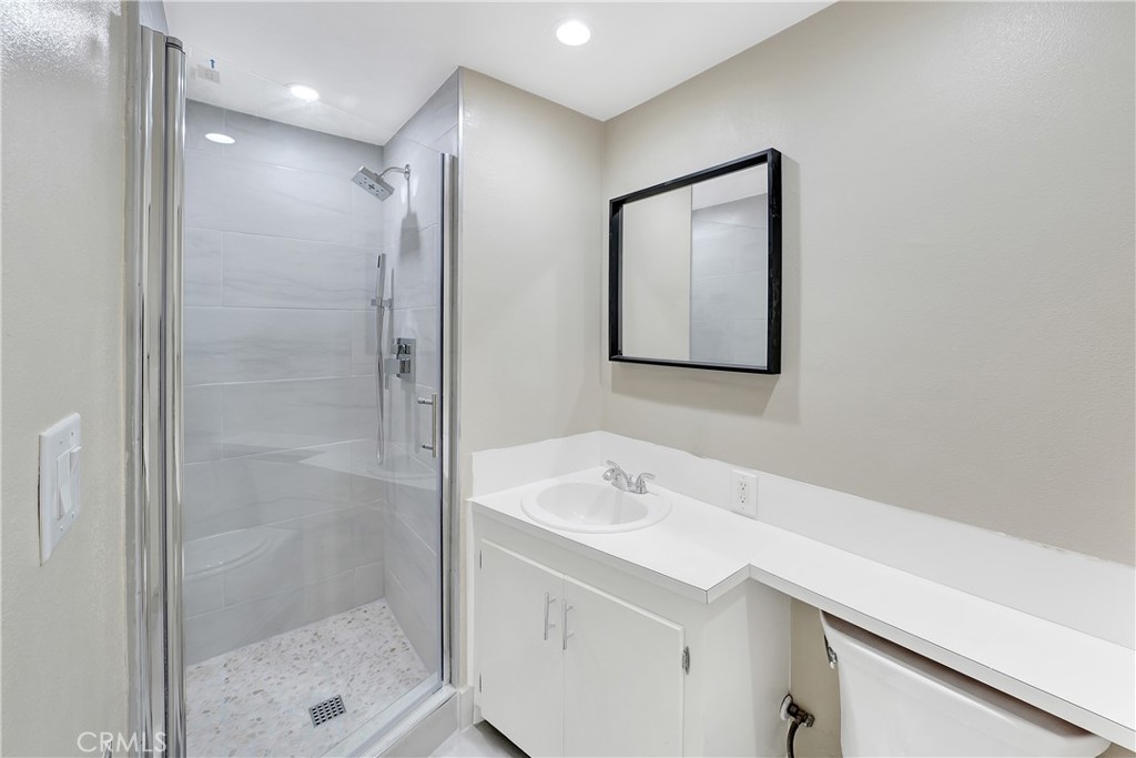 216 Collins, Newport Beach CA 92662 - photo 14