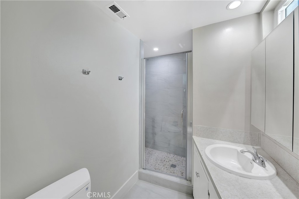 216 Collins, Newport Beach CA 92662 - photo 15