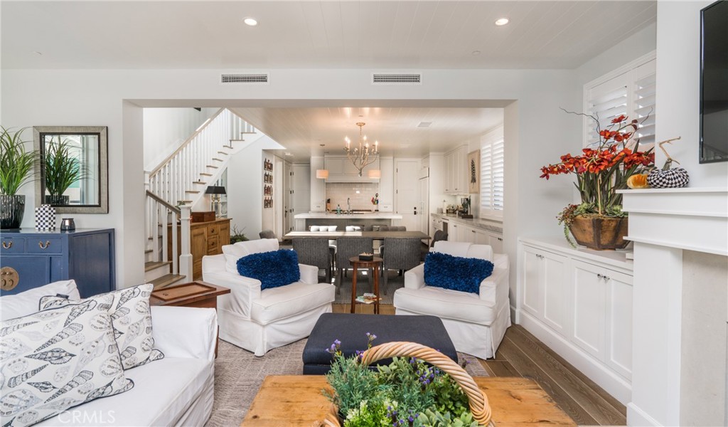 217 Coral Avenue, Newport Beach CA 92662 - photo 7