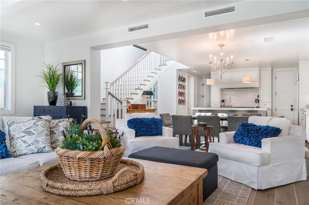 217 Coral Avenue, Newport Beach CA 92662 - photo 9