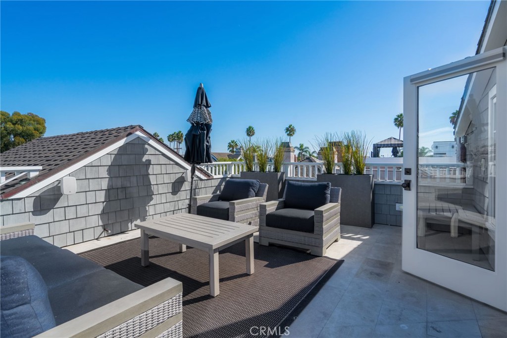 217 Coral Avenue, Newport Beach CA 92662 - photo 34