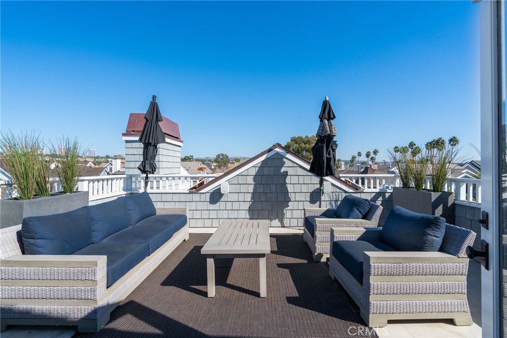 217 Coral Avenue, Newport Beach CA 92662 - photo 35