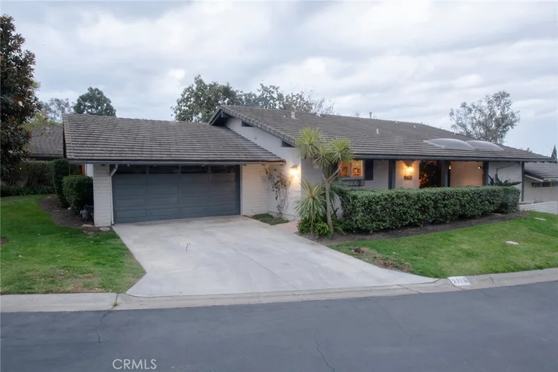 2170 Vista Entrada, Newport Beach