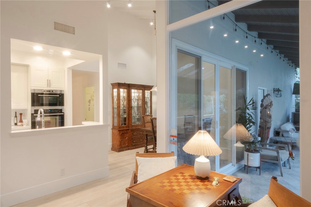 2170 Vista Entrada, Newport Beach CA 92660 - photo 4