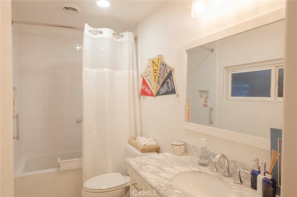 2170 Vista Entrada, Newport Beach CA 92660 - photo 14