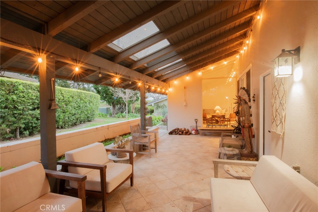2170 Vista Entrada, Newport Beach CA 92660 - photo 17