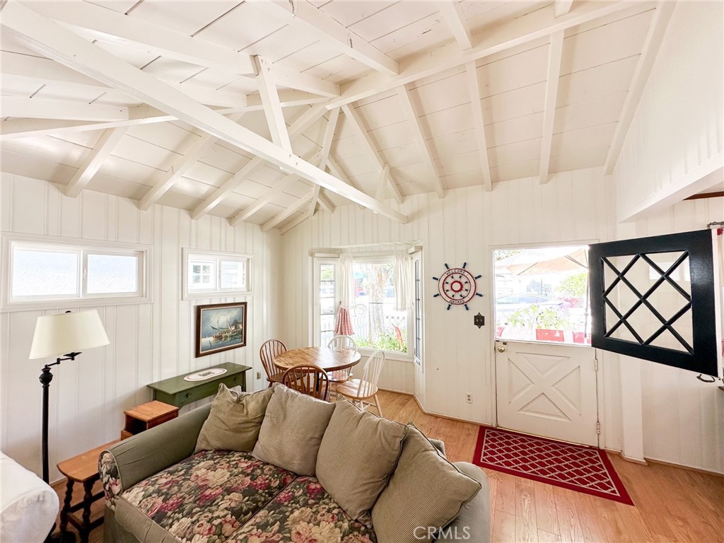 218 Agate Avenue Front, Newport Beach CA 92662 - photo 3