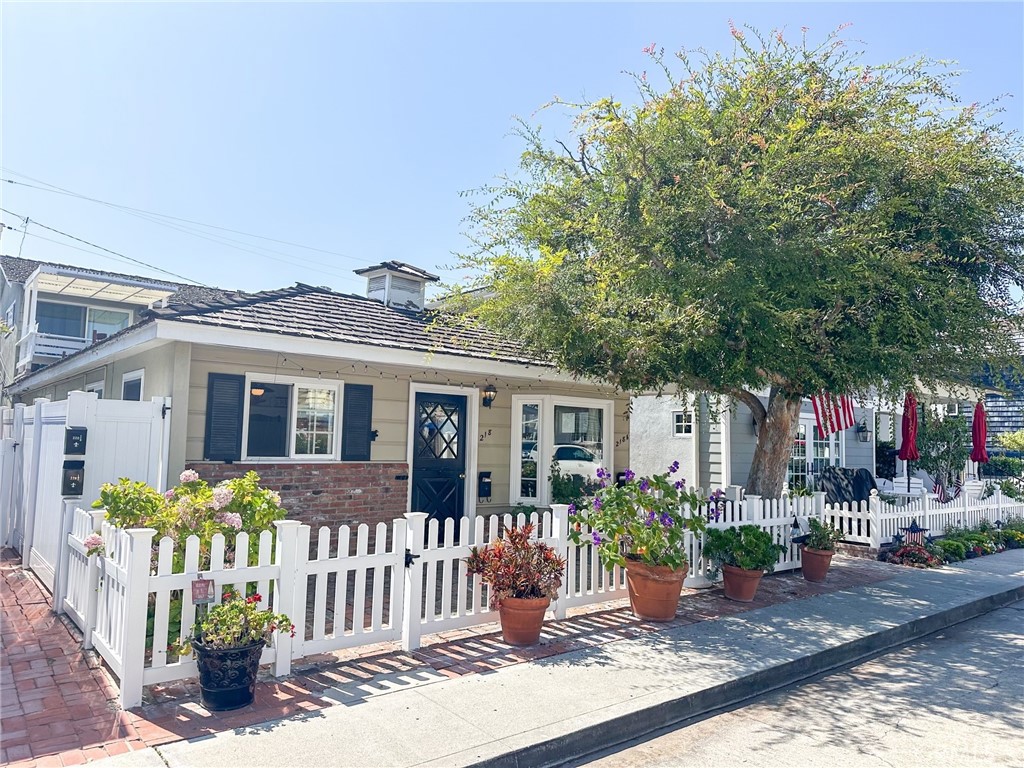 218 Agate Avenue Front, Newport Beach CA 92662 - photo 19