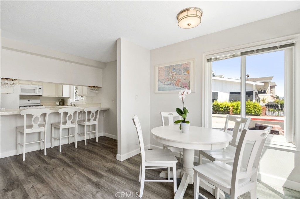 218 E Balboa 1/2, Newport Beach CA 92661 - photo 6