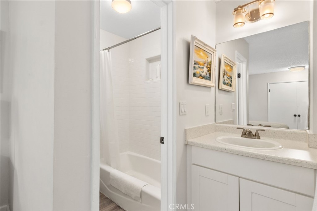 218 E Balboa 1/2, Newport Beach CA 92661 - photo 12