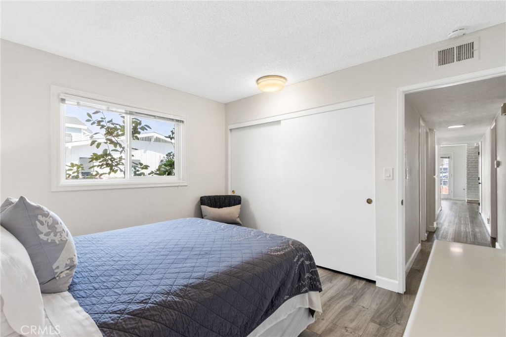 218 E Balboa 1/2, Newport Beach CA 92661 - photo 18