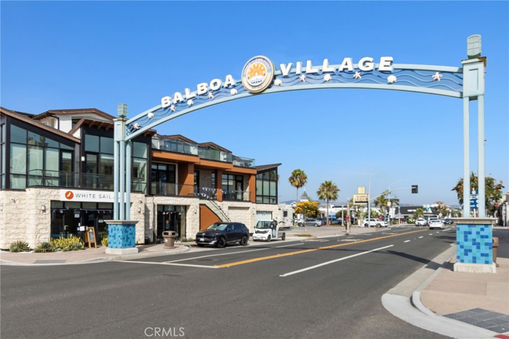218 E Balboa 1/2, Newport Beach CA 92661 - photo 23