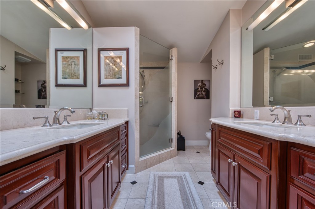 Primary bathroom - 2183 Vista Entrada, Newport Beach CA 92660 - photo 6