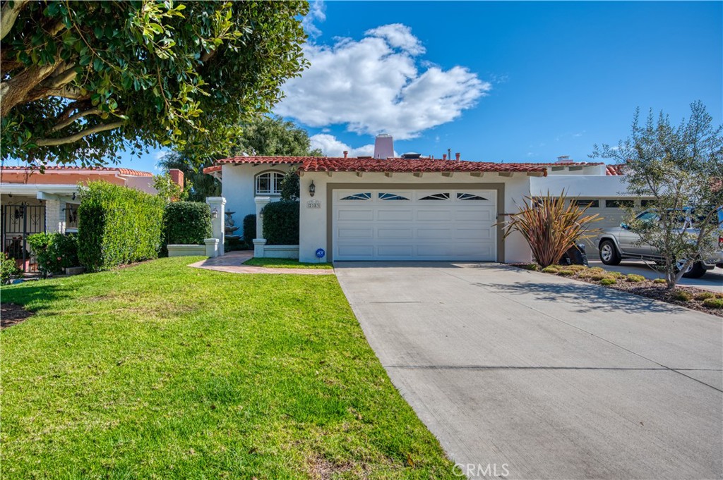 Garage and large apron - 2183 Vista Entrada, Newport Beach CA 92660 - photo 7
