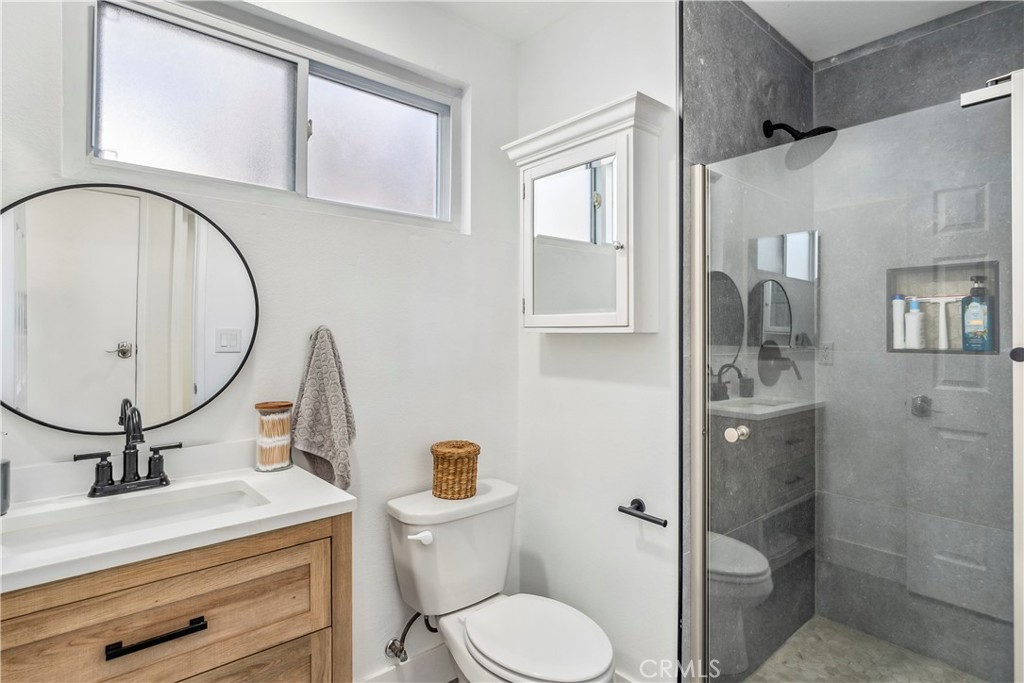 Lower Unit - 219 32nd Street, Newport Beach CA 92663 - photo 16