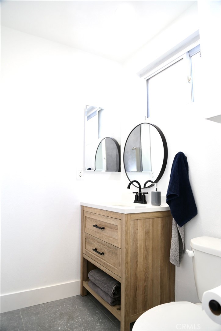 Lower Unit - 219 32nd Street, Newport Beach CA 92663 - photo 17
