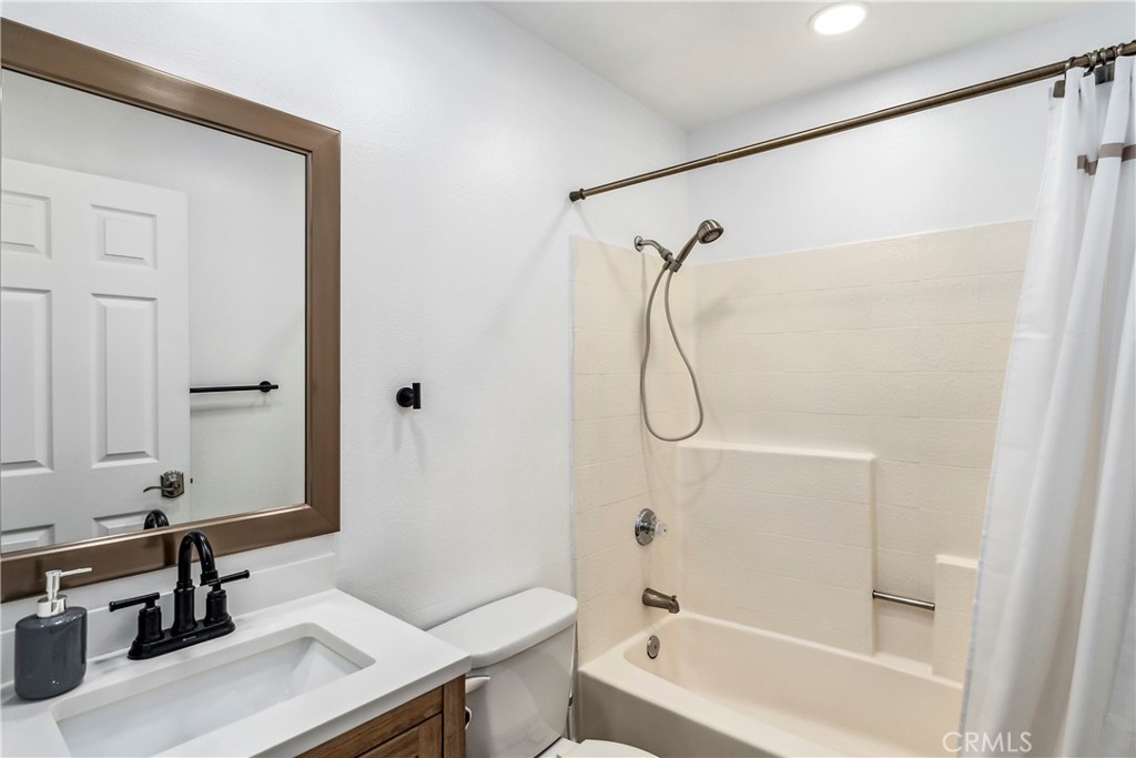 Lower Unit - 219 32nd Street, Newport Beach CA 92663 - photo 20