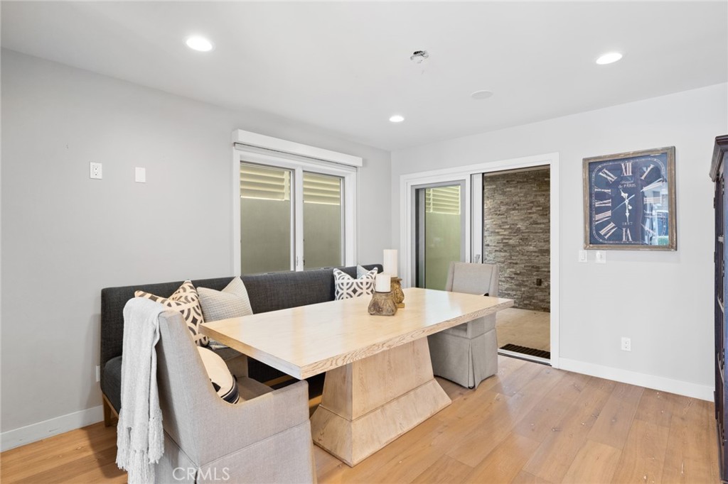 219 Diamond Avenue, Newport Beach CA 92662 - photo 11