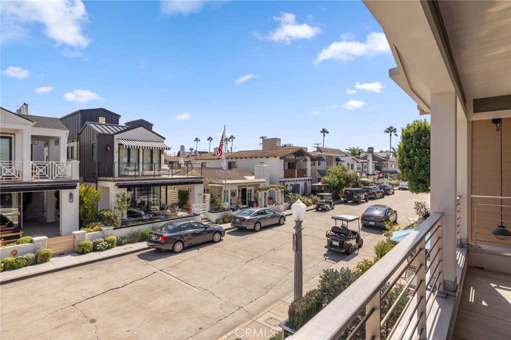 219 Diamond Avenue, Newport Beach CA 92662 - photo 22