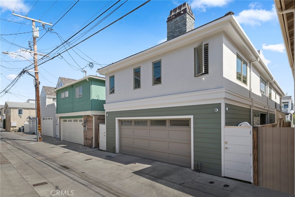 219 Diamond Avenue, Newport Beach CA 92662 - photo 26