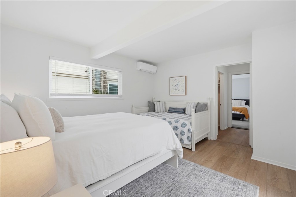 Unit A: Bedroom - 2202 W Oceanfront, Newport Beach CA 92663 - photo 10