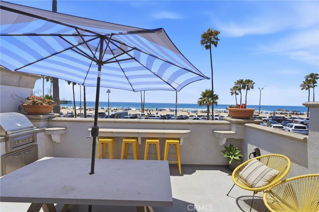 2202 W Oceanfront, Newport Beach CA 92663 - photo 3