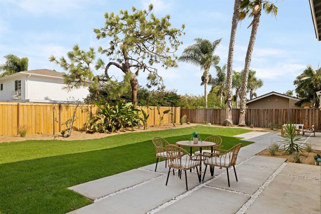 2206 Francisco Dr, Newport Beach CA 92660 - photo 32
