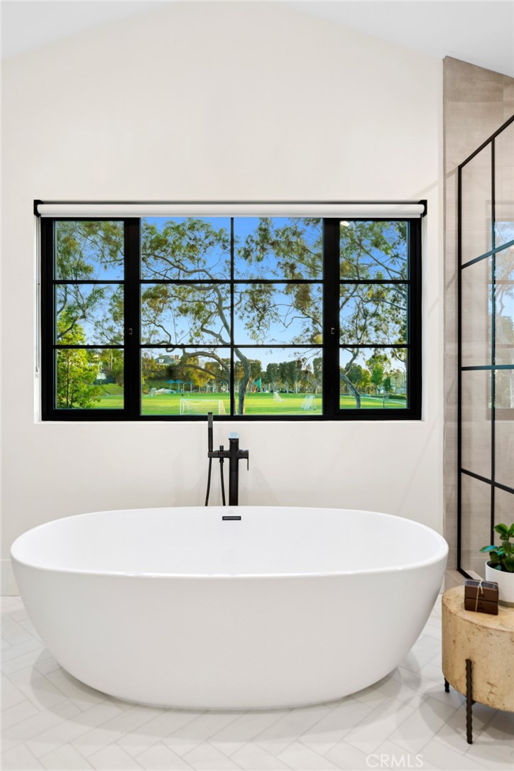 2207 Port Harwick, Newport Beach CA 92660 - photo 50