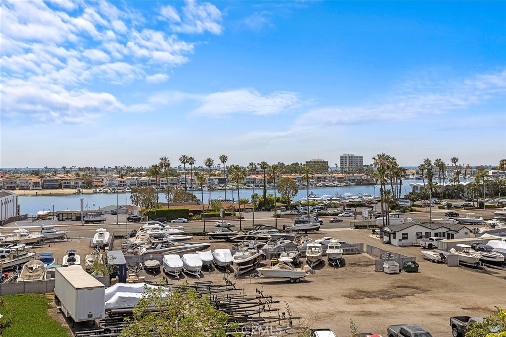 2209 Cliff Drive, Newport Beach CA 92663 - photo 16