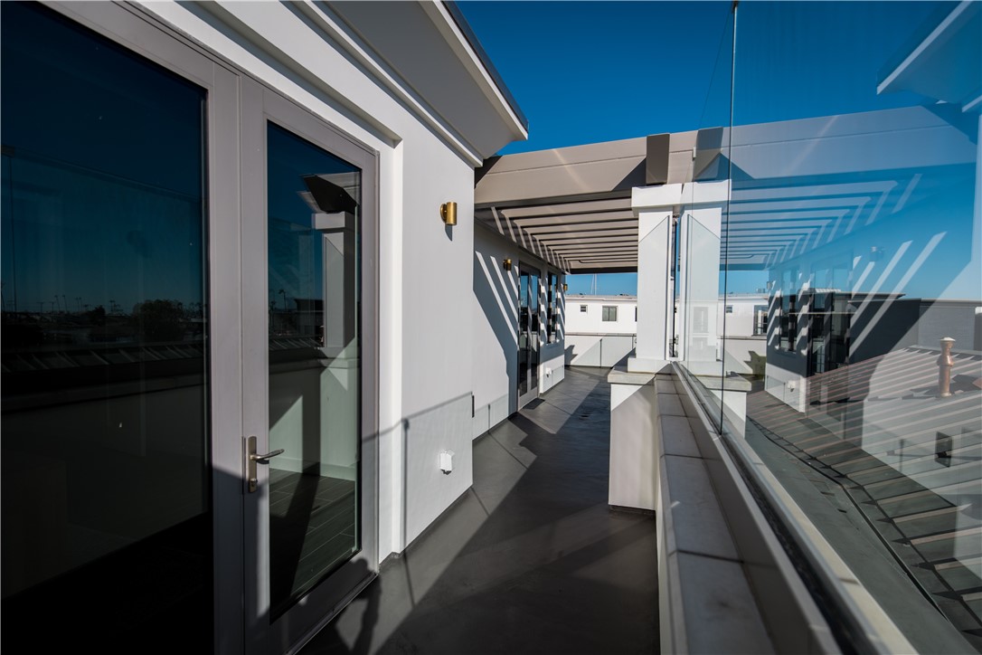 2210 Newport Boulevard 302, Newport Beach CA 92663 - photo 20