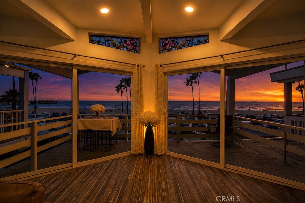 2212 W Oceanfront, Newport Beach CA 92663 - photo 11