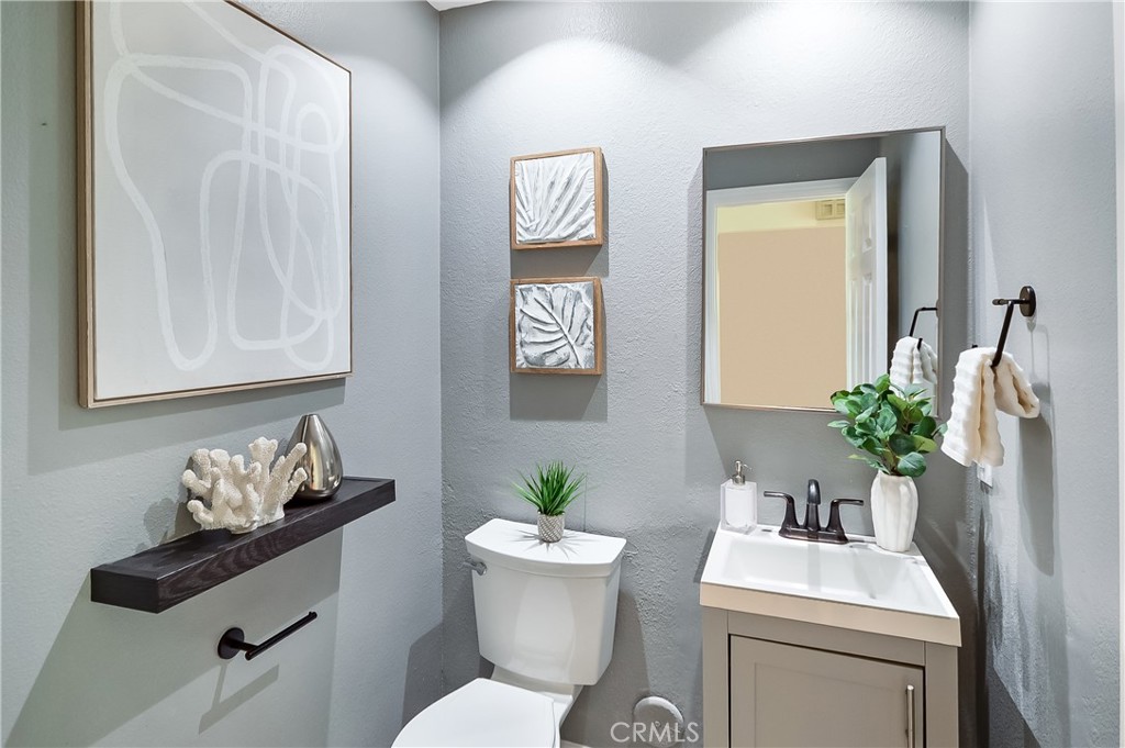 2214 Vista Hogar, Newport Beach CA 92660 - photo 16