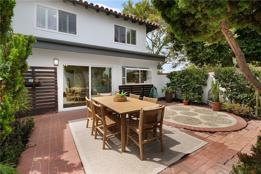 2214 Vista Hogar, Newport Beach CA 92660 - photo 18