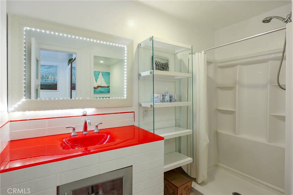 2214 W Oceanfront A, Newport Beach CA 92663 - photo 8