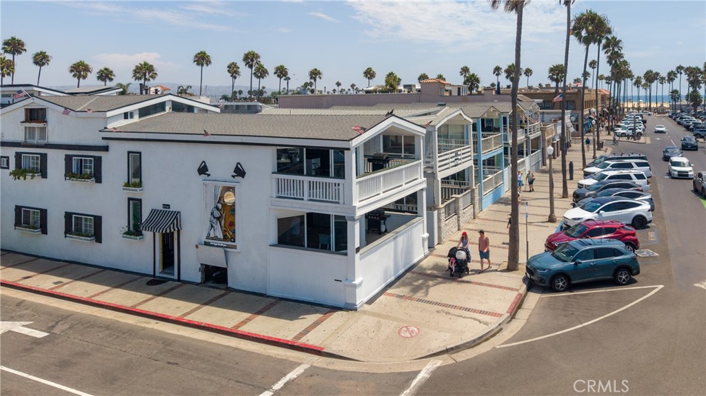 2214 W Oceanfront A, Newport Beach CA 92663 - photo 17