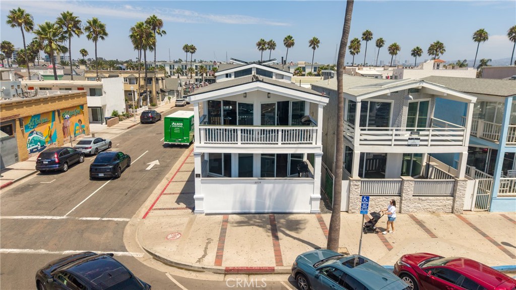 2214 W Oceanfront A, Newport Beach CA 92663 - photo 18