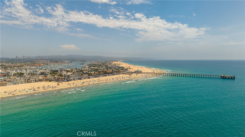 2214 W Oceanfront B, Newport Beach CA 92663 - photo 4