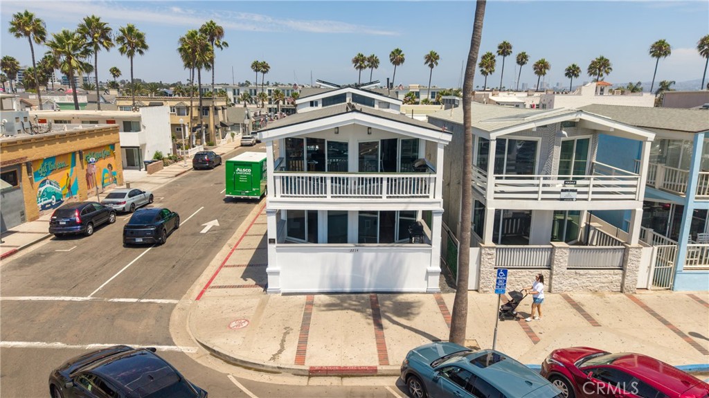 2214 W Oceanfront B, Newport Beach CA 92663 - photo 6