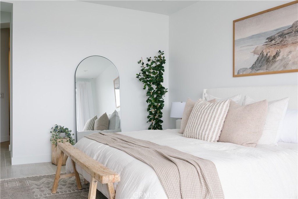 2230 Newport Blvd Unit 301 - 2230 Newport Boulevard 301, Newport Beach CA 92663 - photo 12