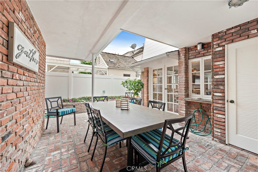 Back patio for front house - 224 Amethyst, Newport Beach CA 92662 - photo 21