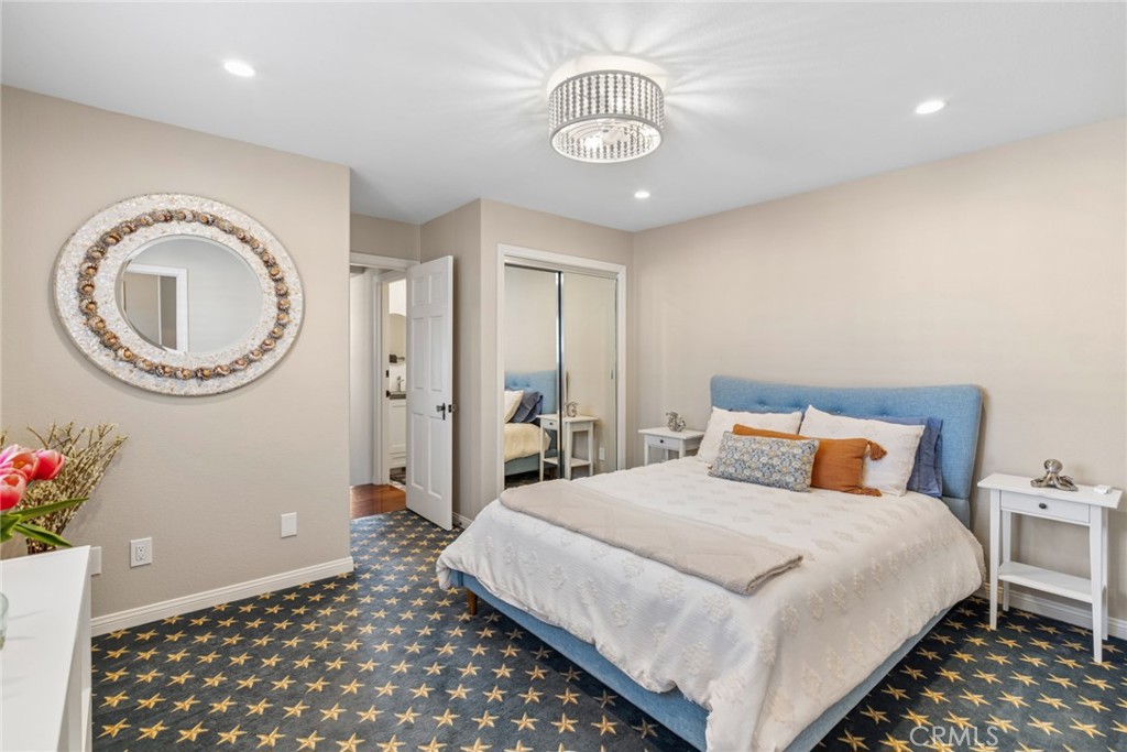 224 Coral, Newport Beach CA 92662 - photo 30