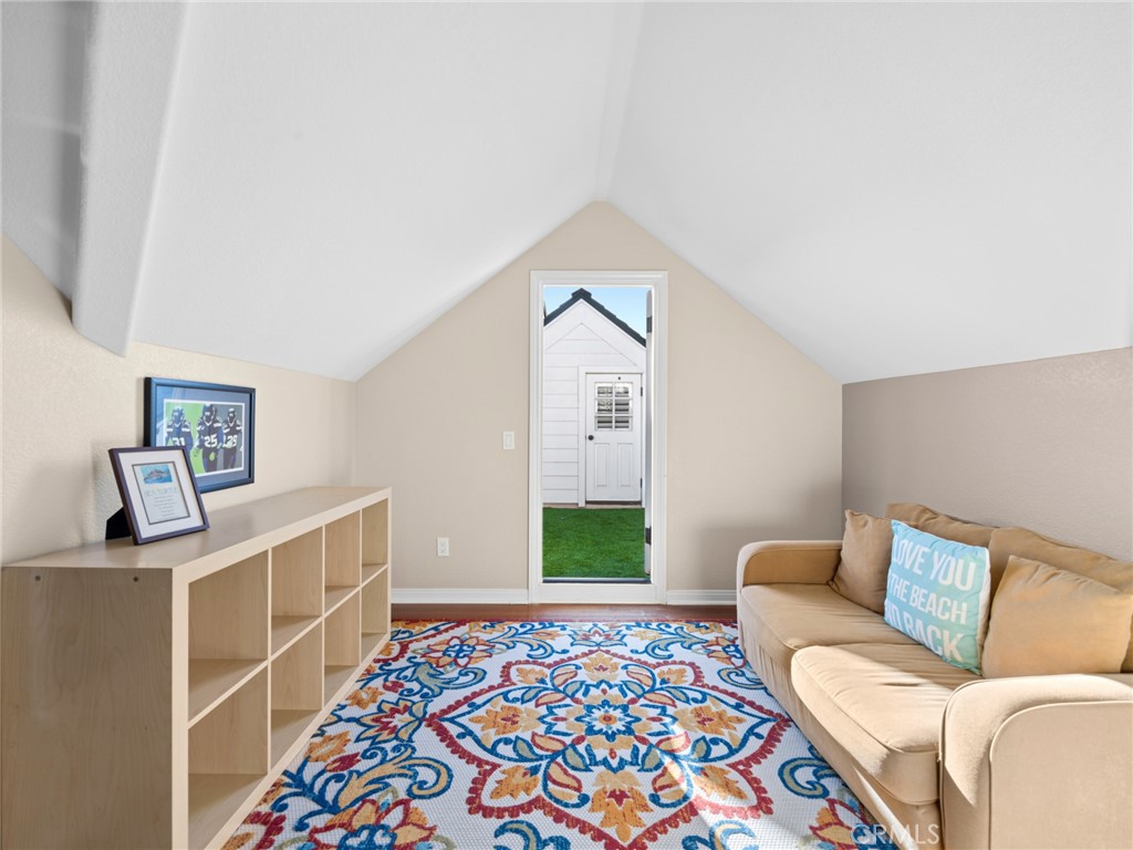 224 Coral, Newport Beach CA 92662 - photo 34