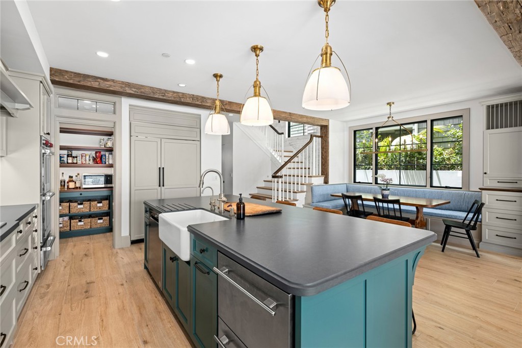 225 E Bay Front, Newport Beach CA 92662 - photo 8