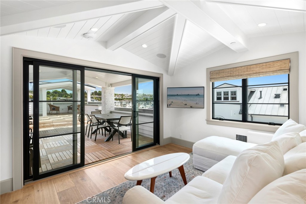 225 E Bay Front, Newport Beach CA 92662 - photo 22