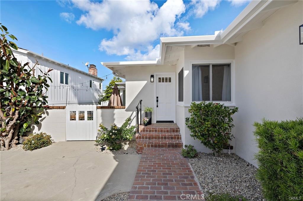 226 La Jolla, Newport Beach CA 92663 - photo 4