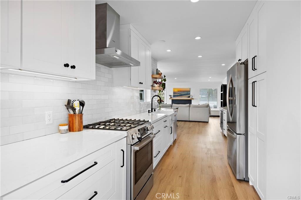 226 La Jolla, Newport Beach CA 92663 - photo 20