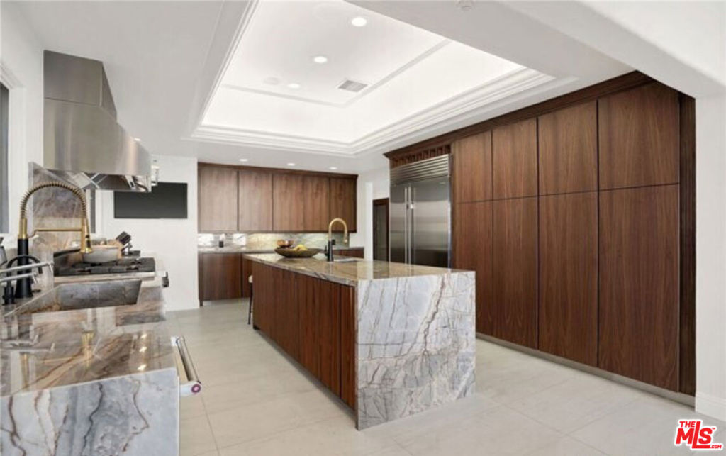 2266 Channel Road, Newport Beach CA 92661 - photo 8