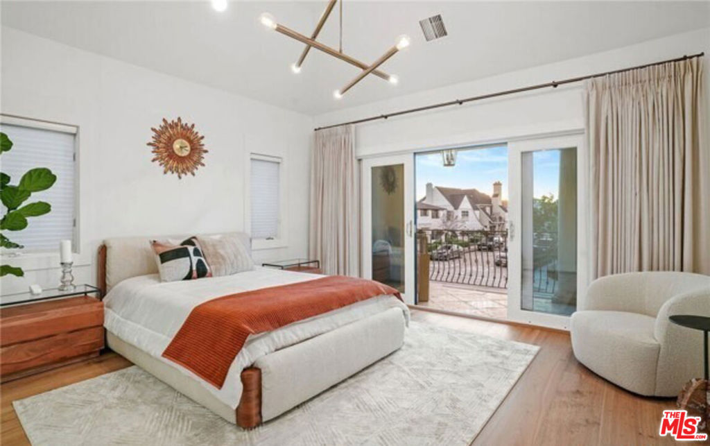 2266 Channel Road, Newport Beach CA 92661 - photo 18